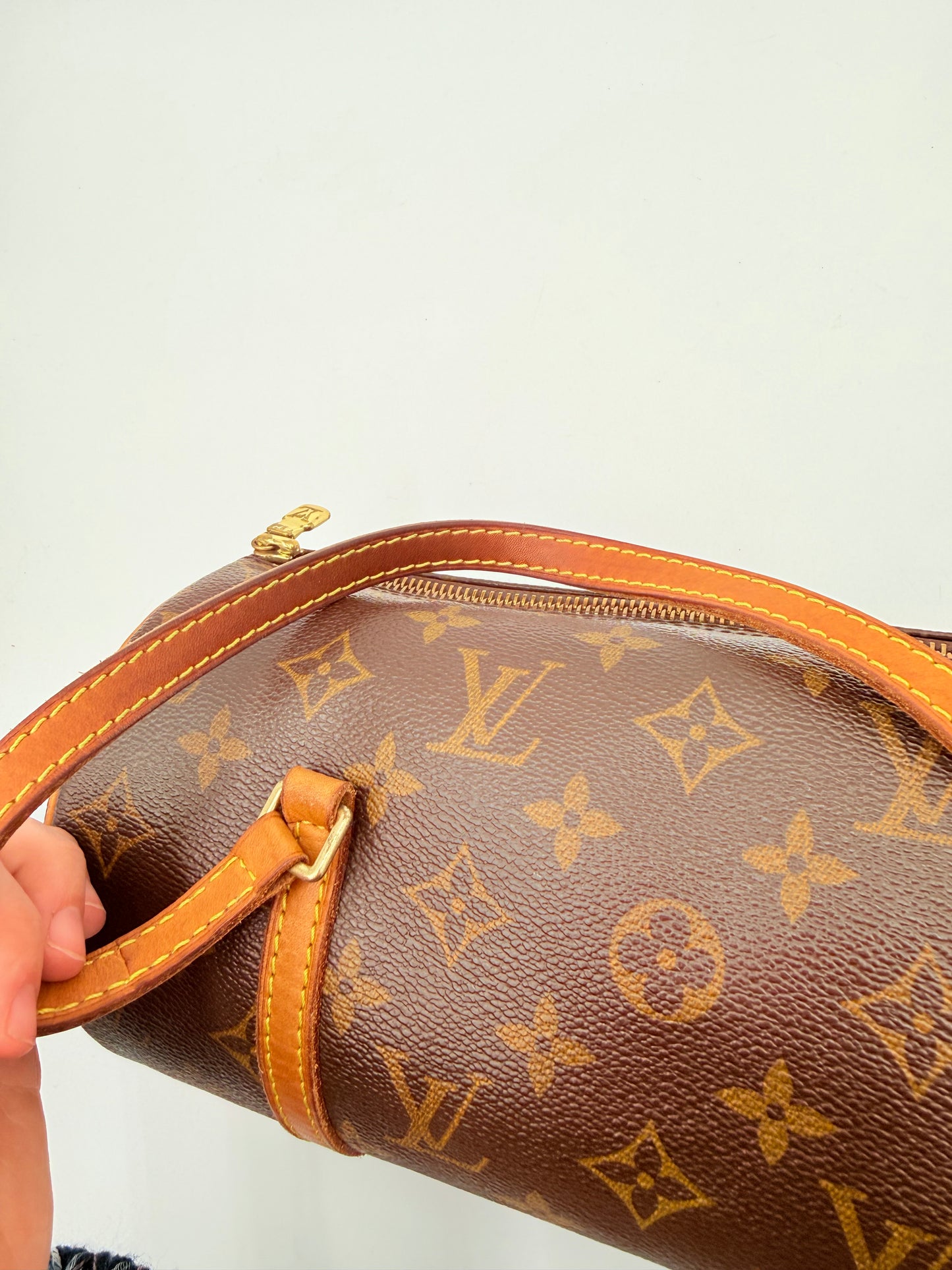 Handbag Luxury Designer By Louis Vuitton In Brown & Gold, Size:Medium