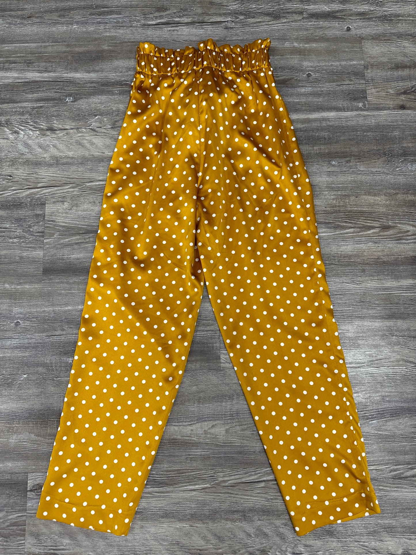 Pants Cropped By JOA In Yellow, Size: Xs