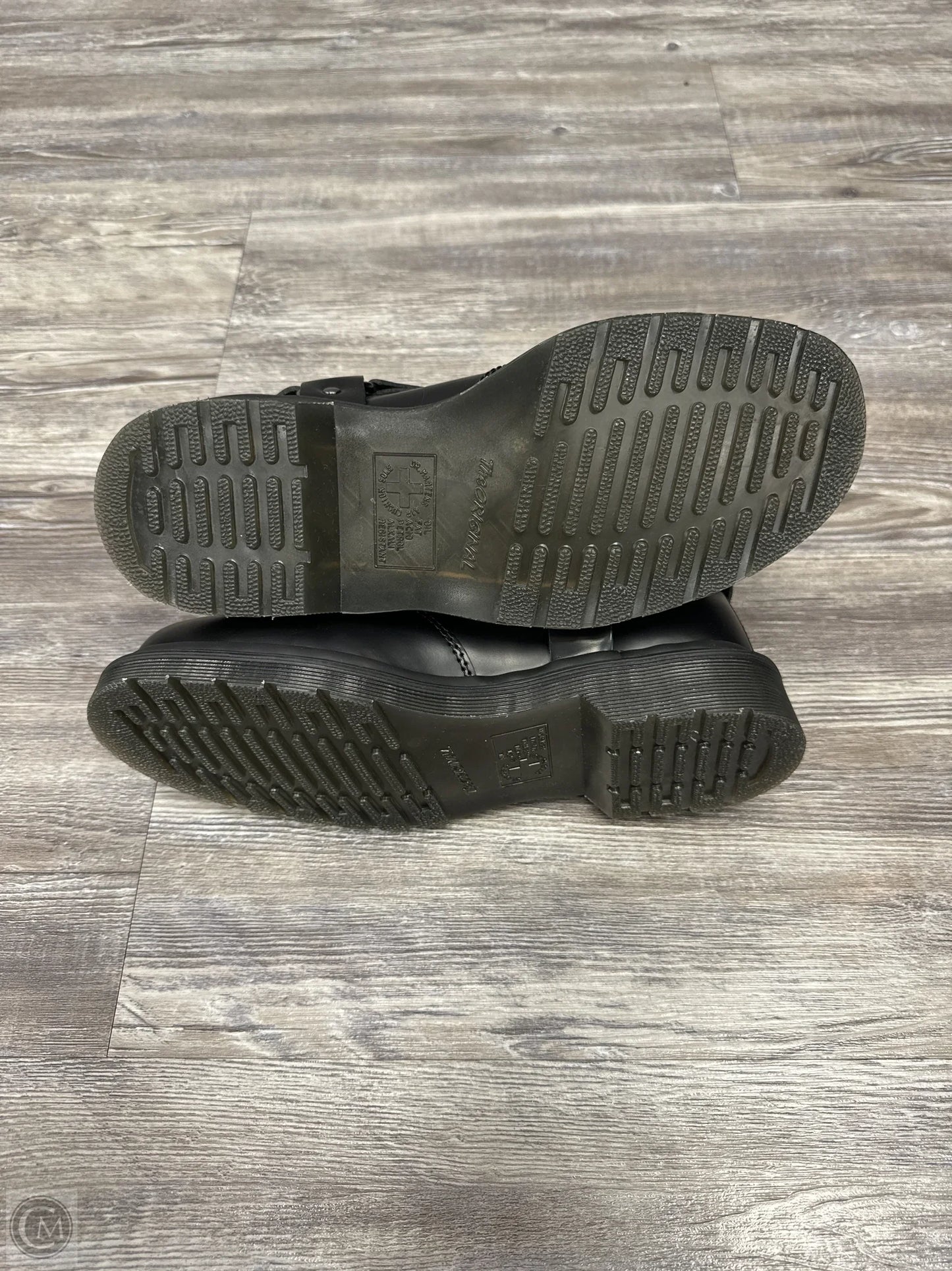 Boots Ankle Flats By Dr Martens In Black, Size: 7