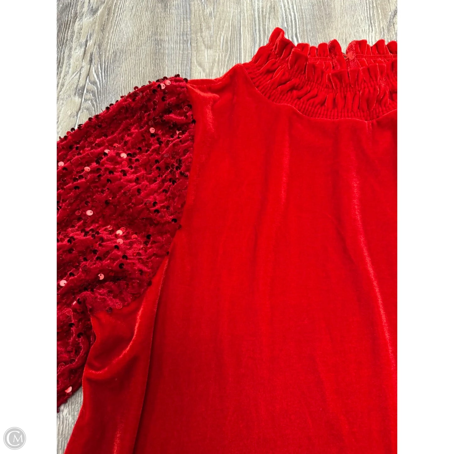 Top Long Sleeve By Haptics In Red, Size: L