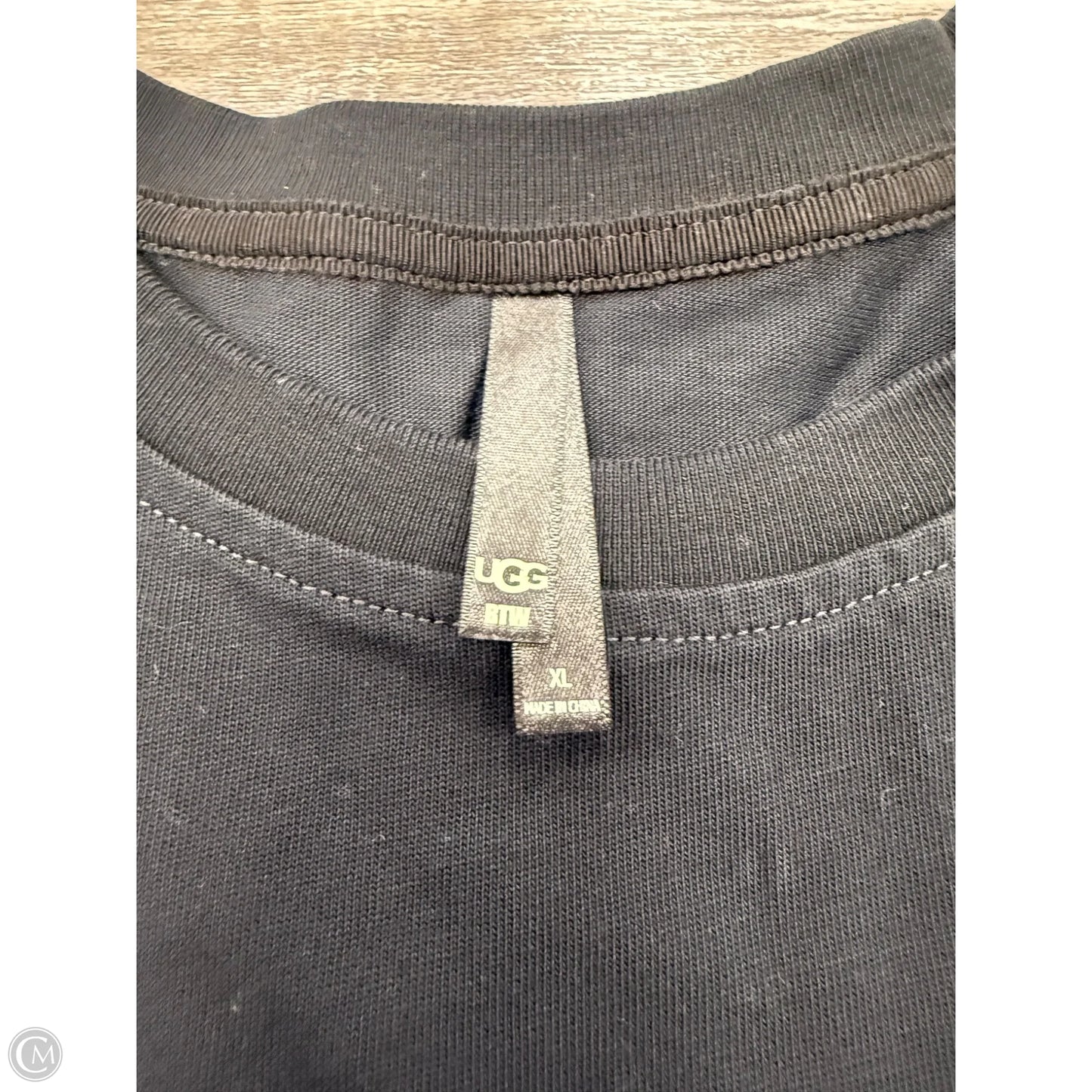 Top Short Sleeve By Ugg In Black, Size: Xl