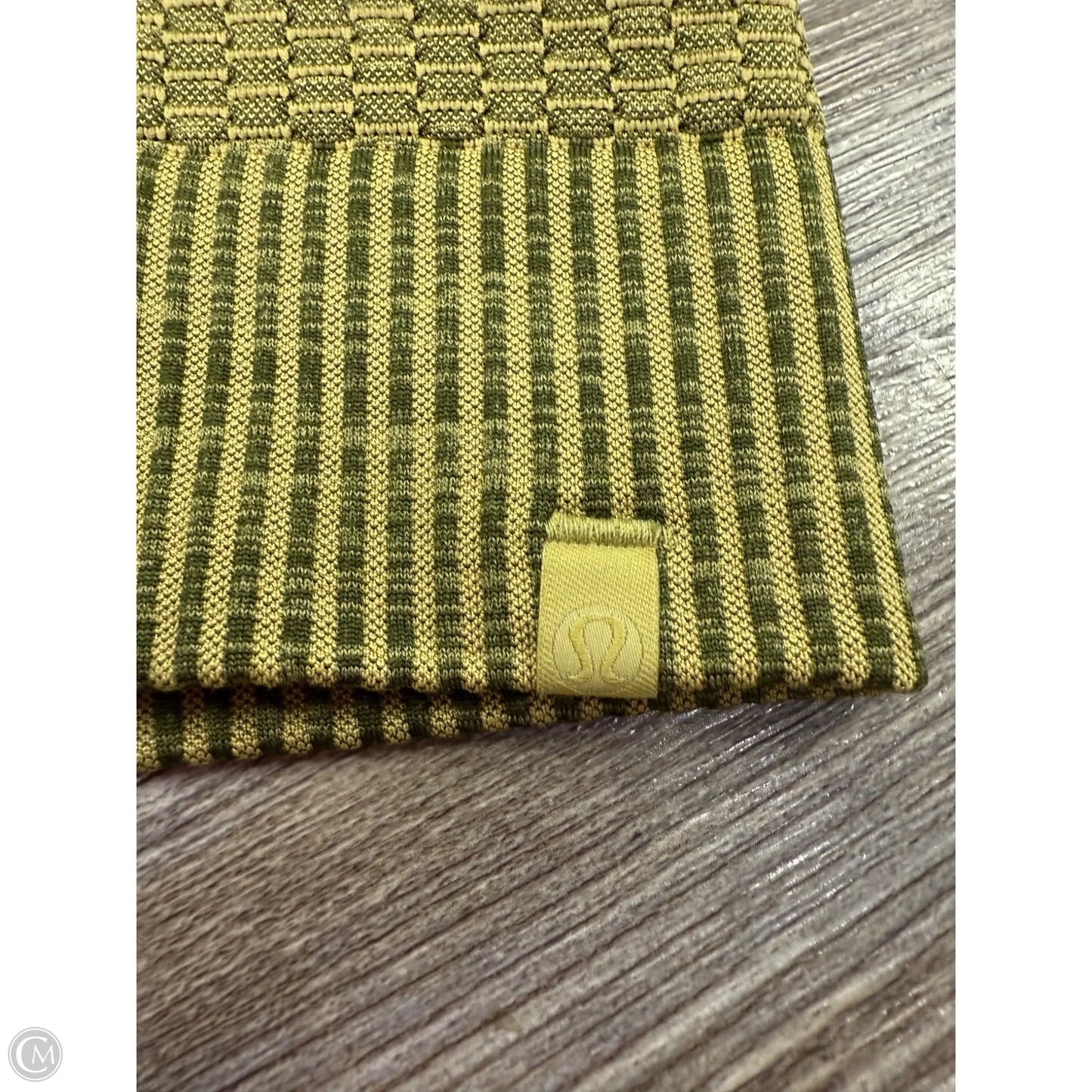Athletic Top Long Sleeve Crewneck By Lululemon In Green, Size: M