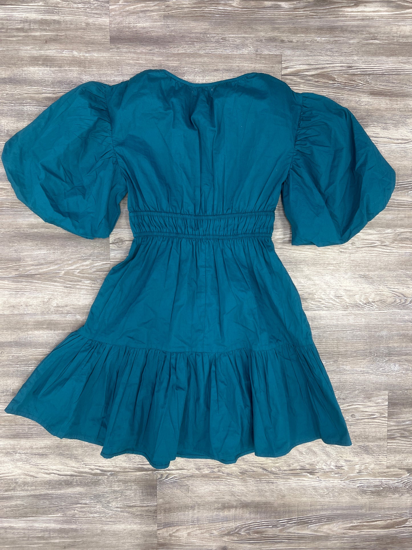 Dress Casual Short By Clothes Mentor Size: S