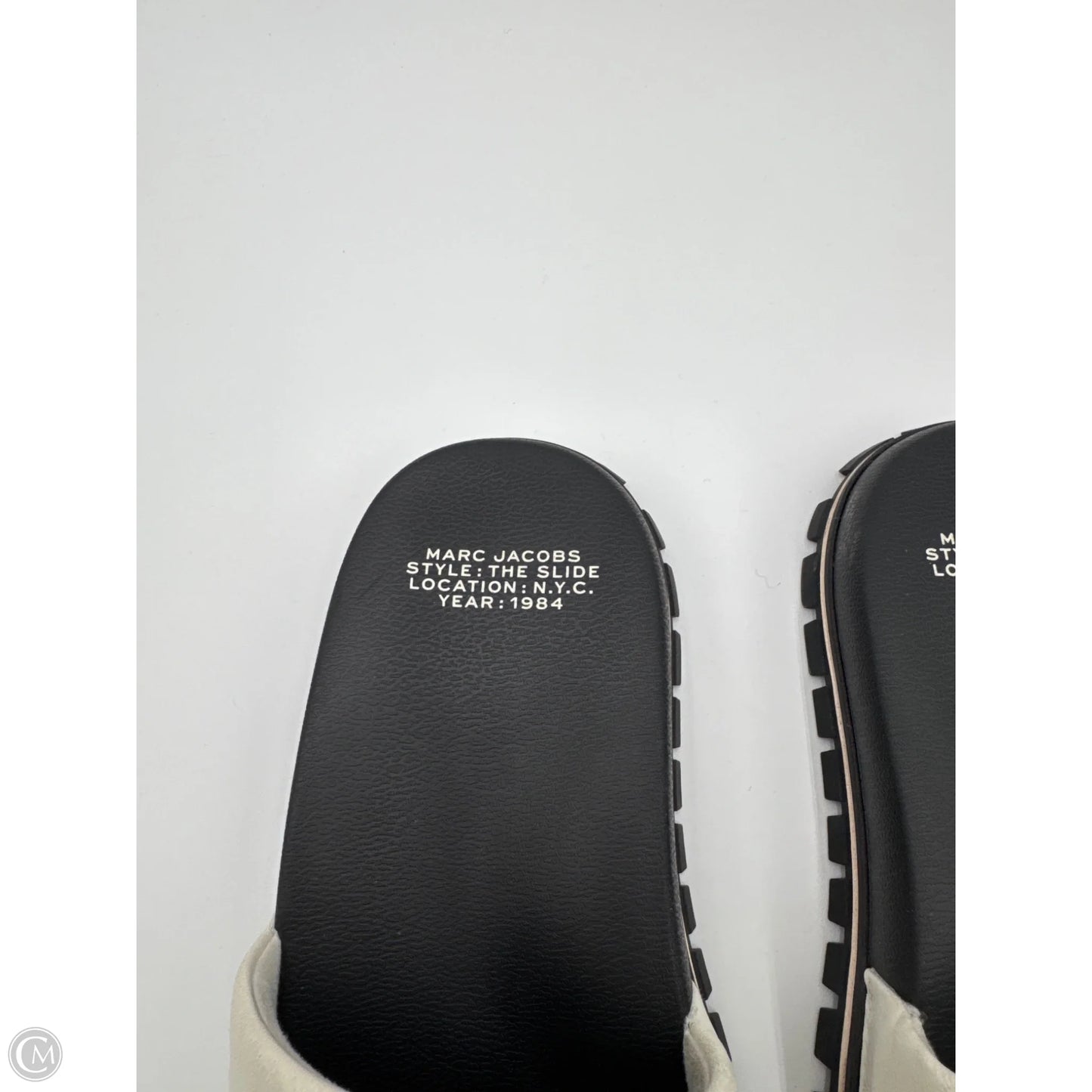 Shoes Designer By Marc Jacobs In Black & White, Size: 7
