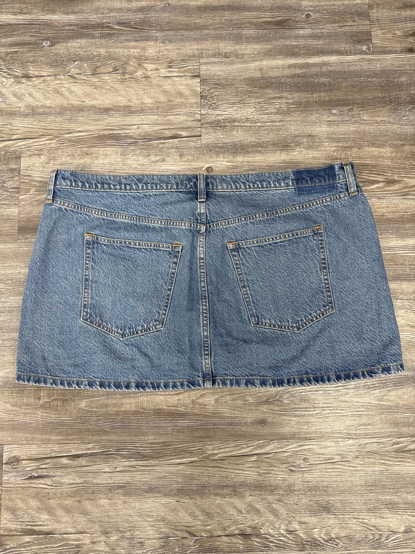Skirt Mini & Short By Abercrombie And Fitch Size: 20