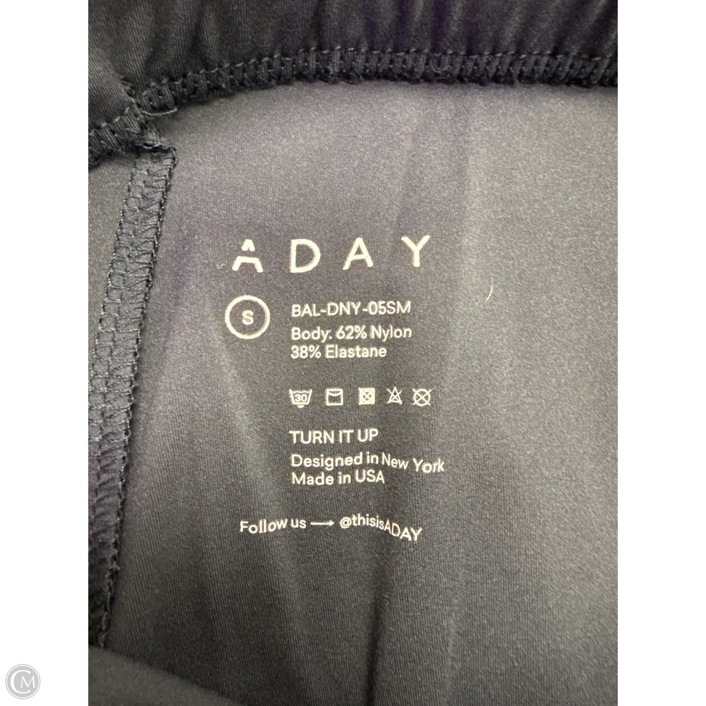 Pants Cropped By A Day In Blue, Size: S
