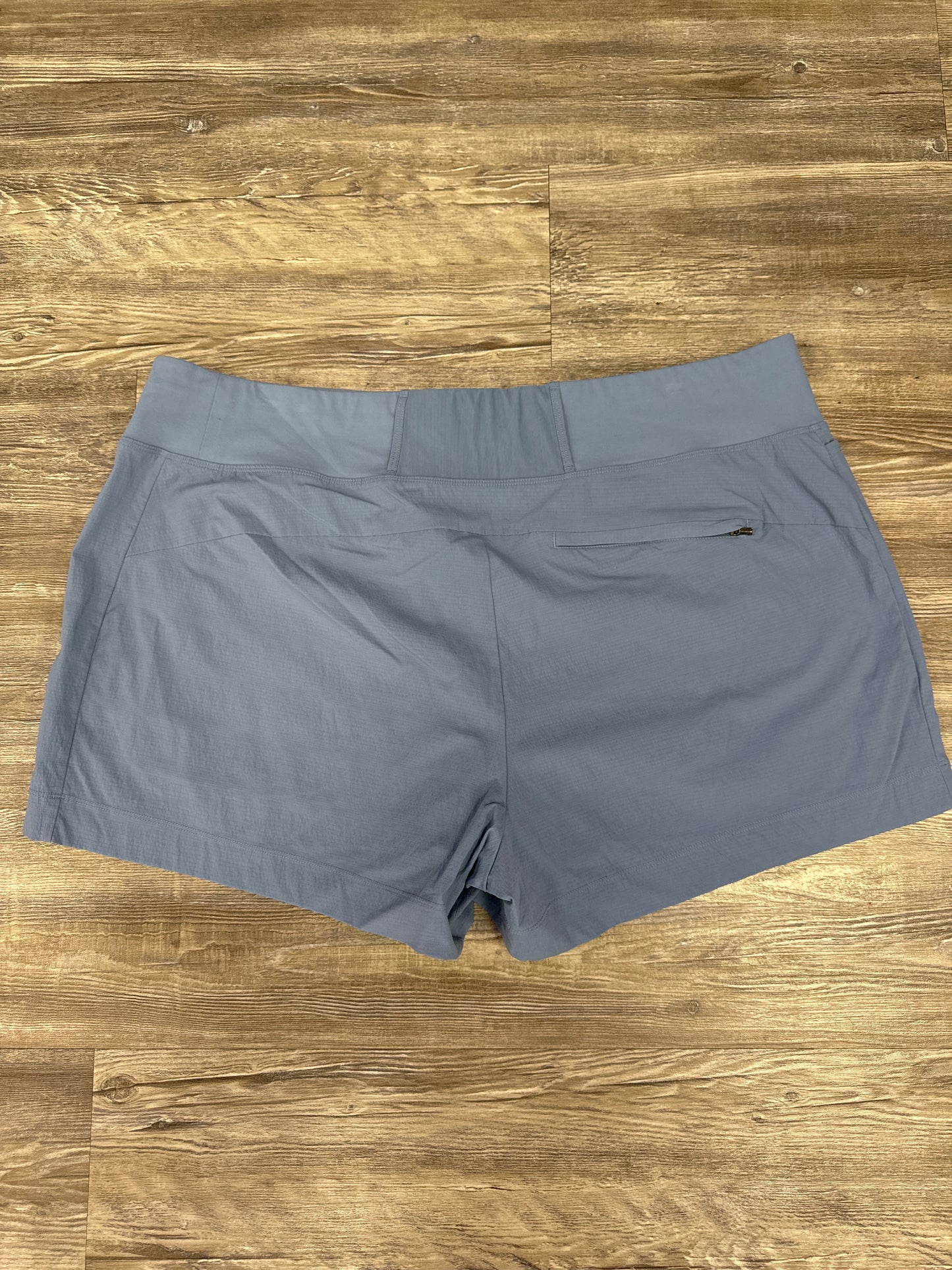 Athletic Shorts By Athleta In Blue, Size: 20
