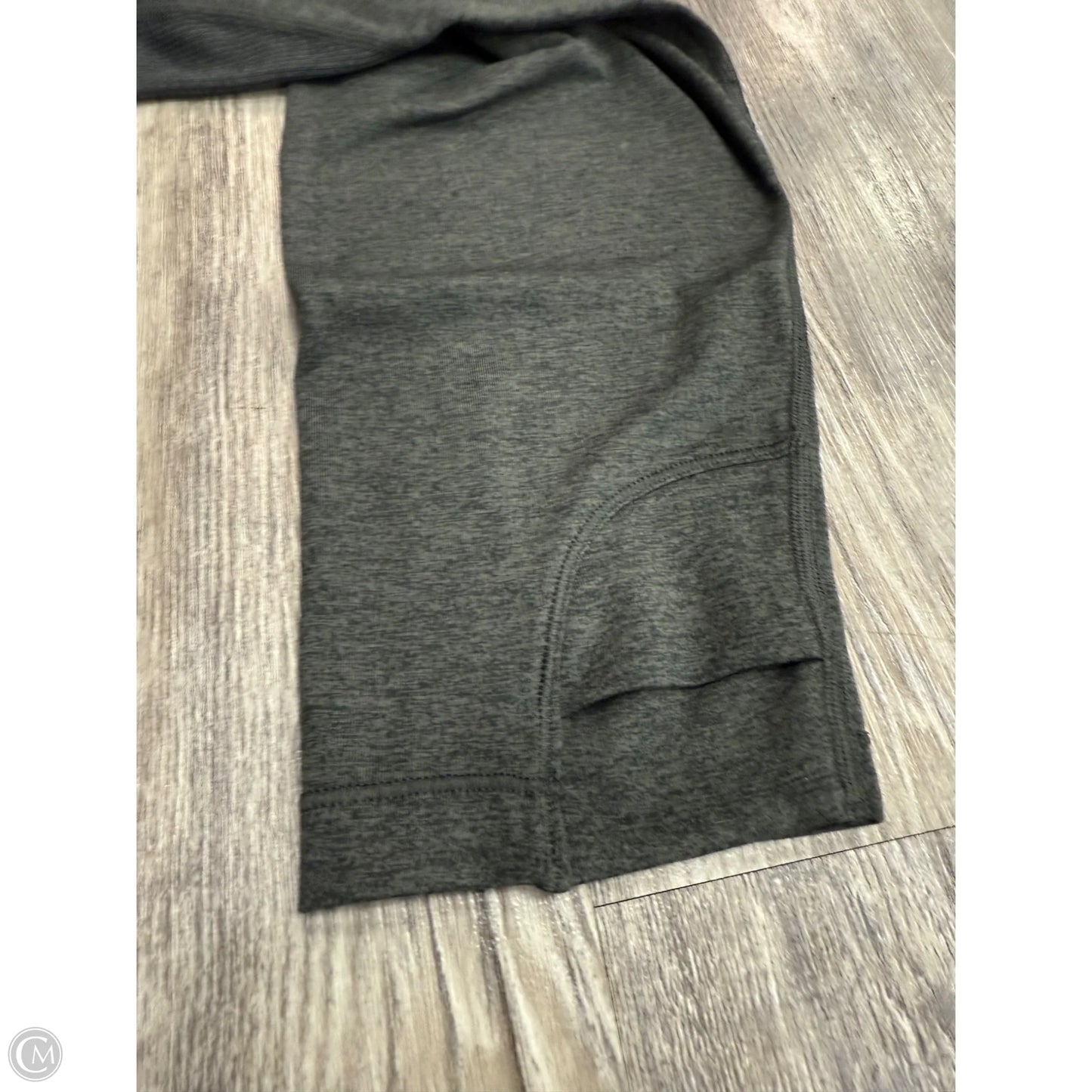 Athletic Top Long Sleeve Collar By Athleta In Grey, Size: 2x