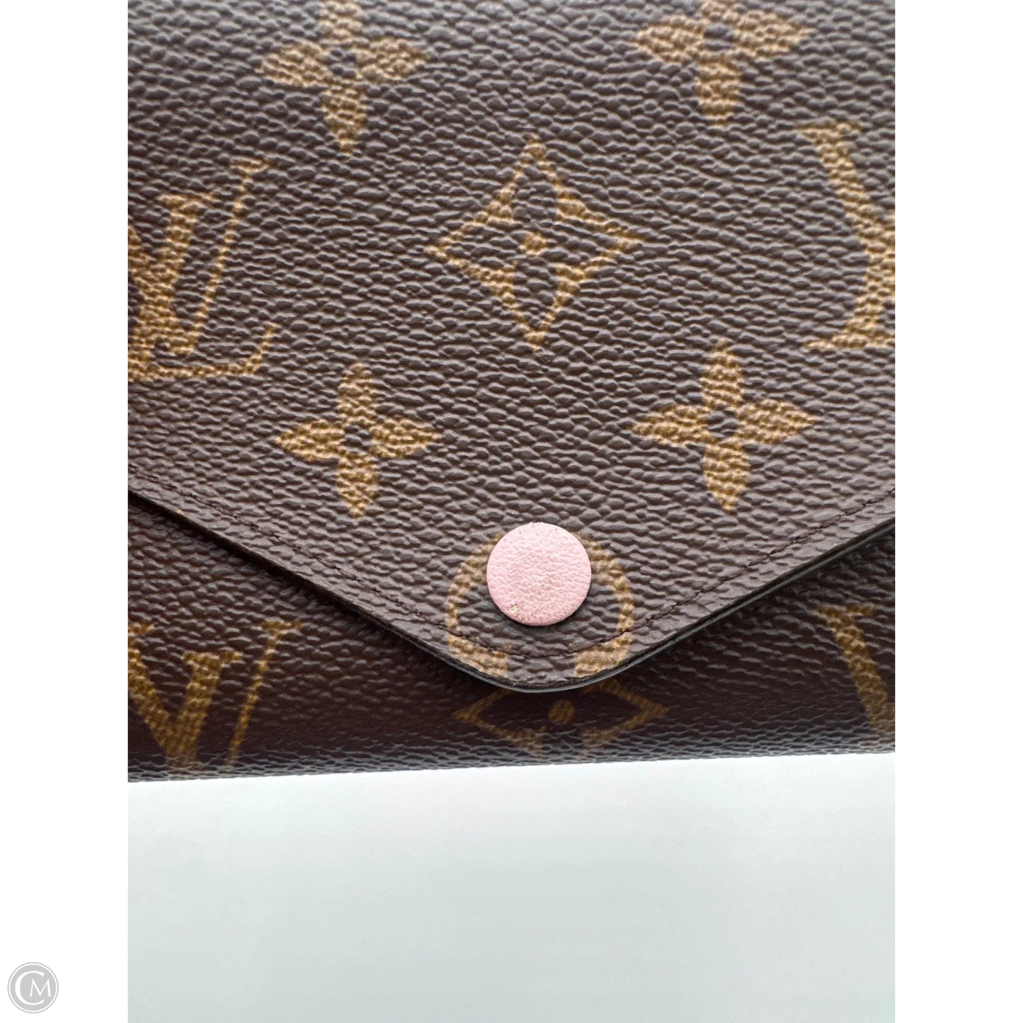 Wallet Luxury Designer By Louis Vuitton, Size: Medium