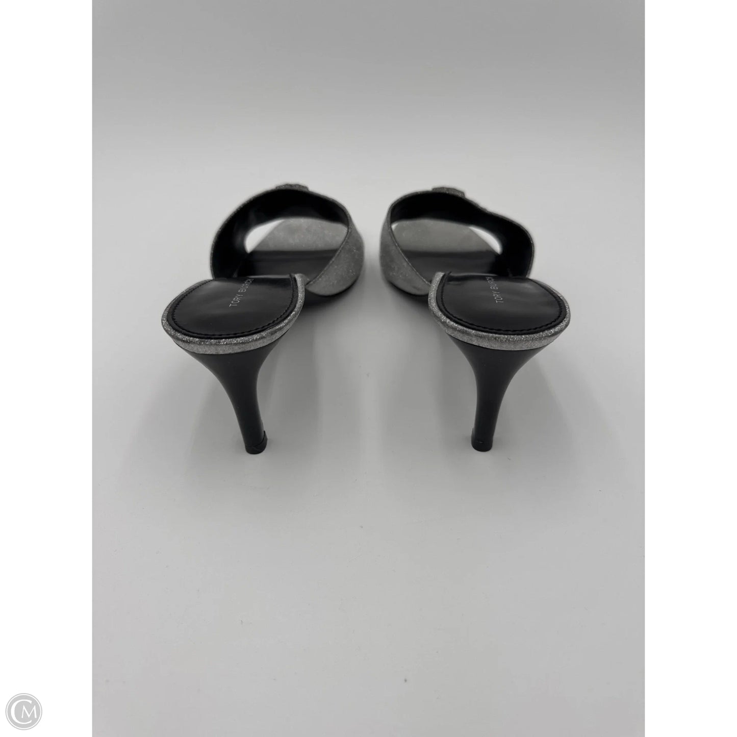 Shoes Designer By Tory Burch In Silver, Size: 9.5