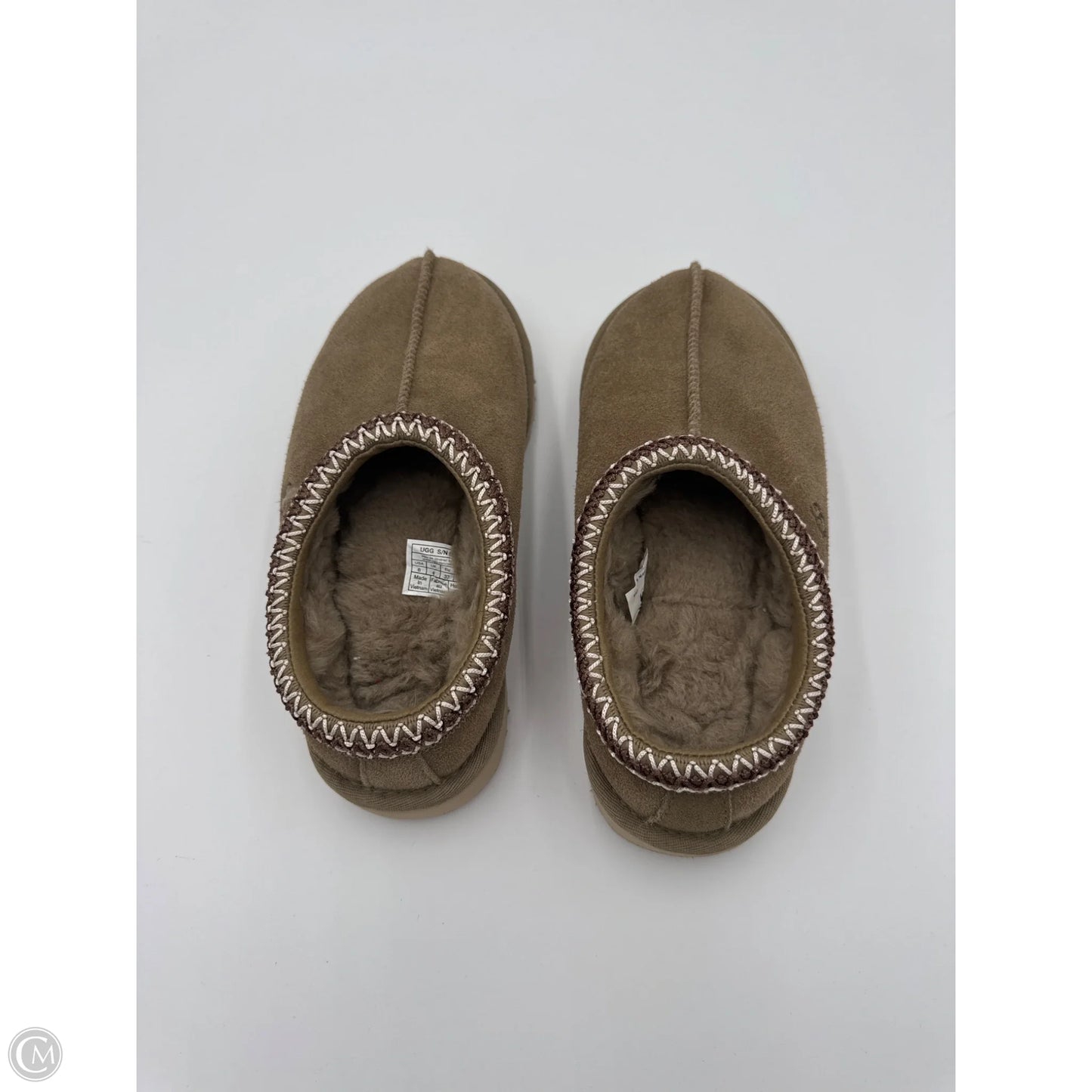 Shoes Flats By Ugg In Green, Size: 6