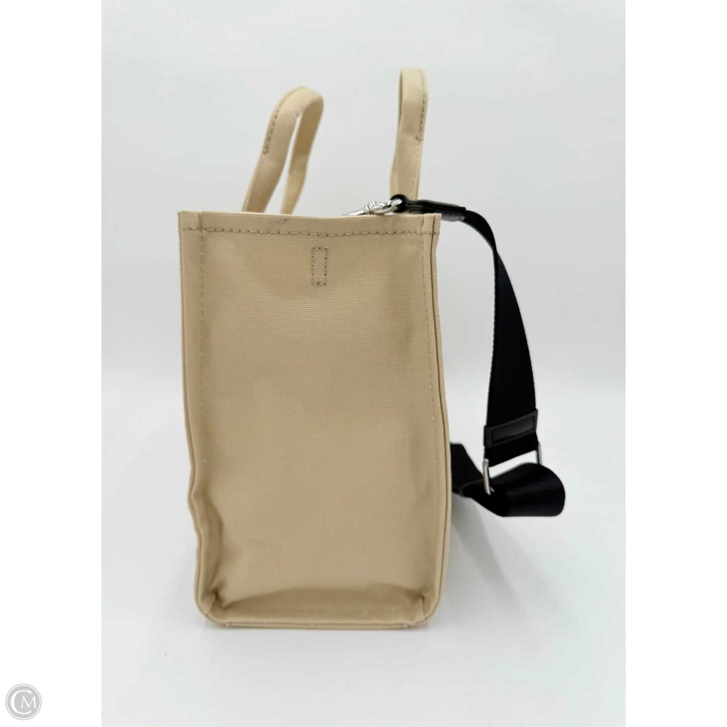 Tote Designer By Marc Jacobs, Size: Medium