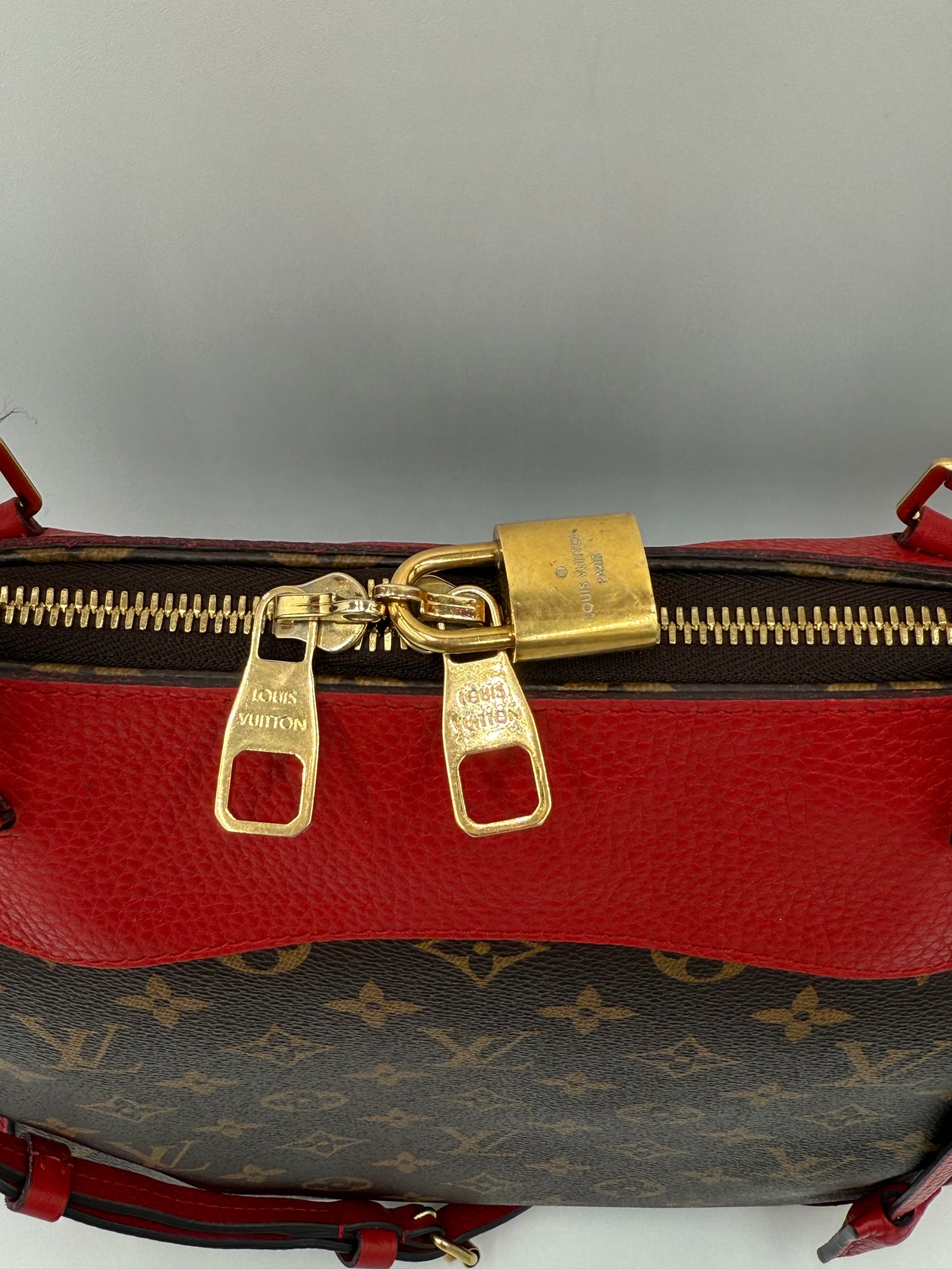 Handbag Luxury Designer By Louis Vuitton In Brown & Red, Size:Large