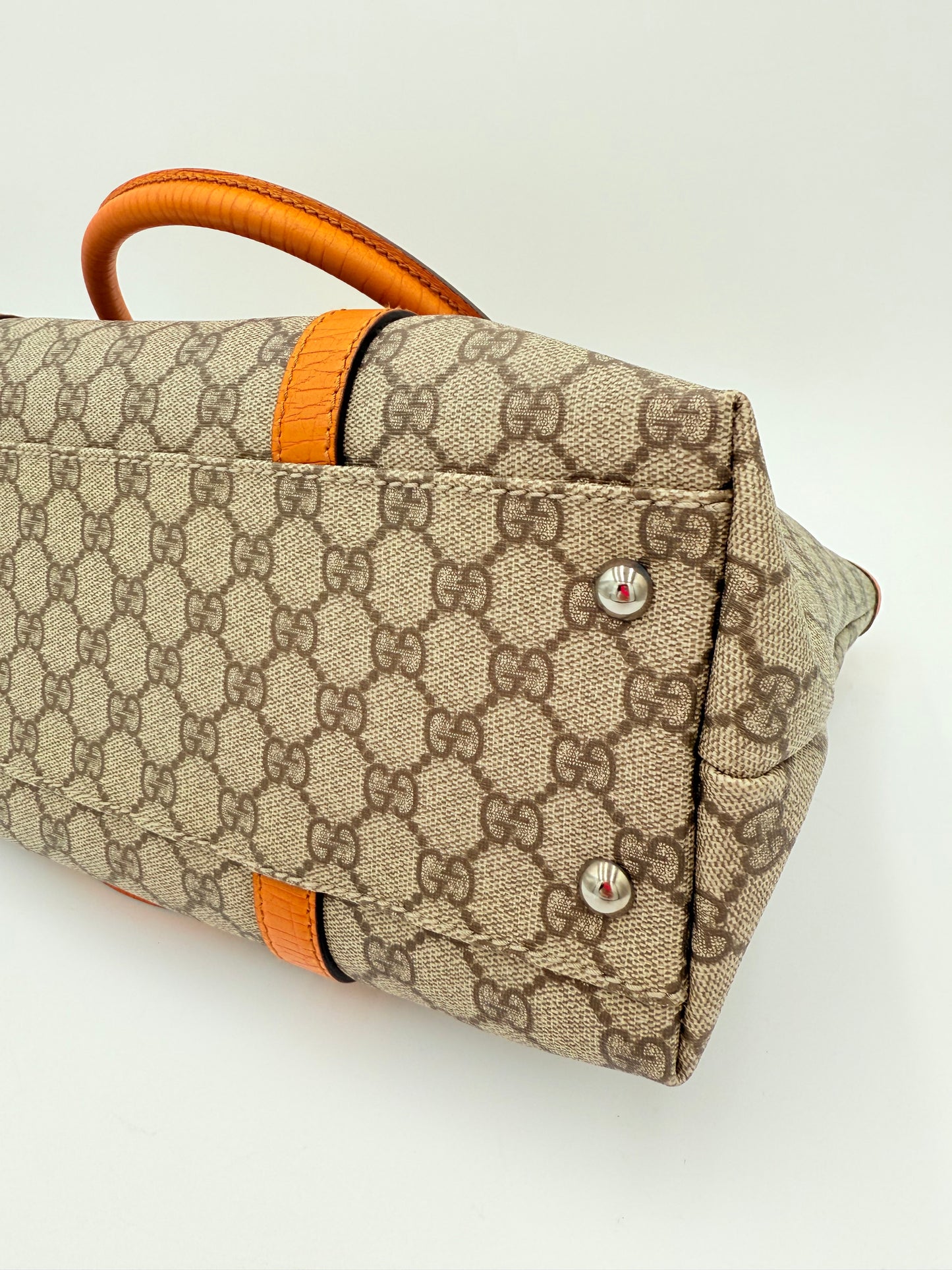 Handbag Luxury Designer By Gucci In Brown & Orange, Size:Medium