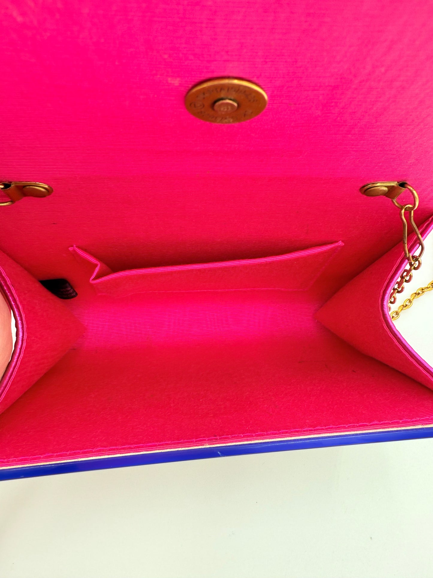 Crossbody Designer By Kurt Geiger, Size: Small