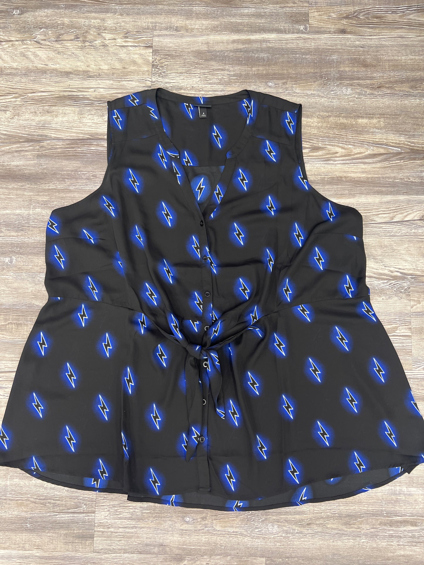 Top Sleeveless By Torrid Size: 4x