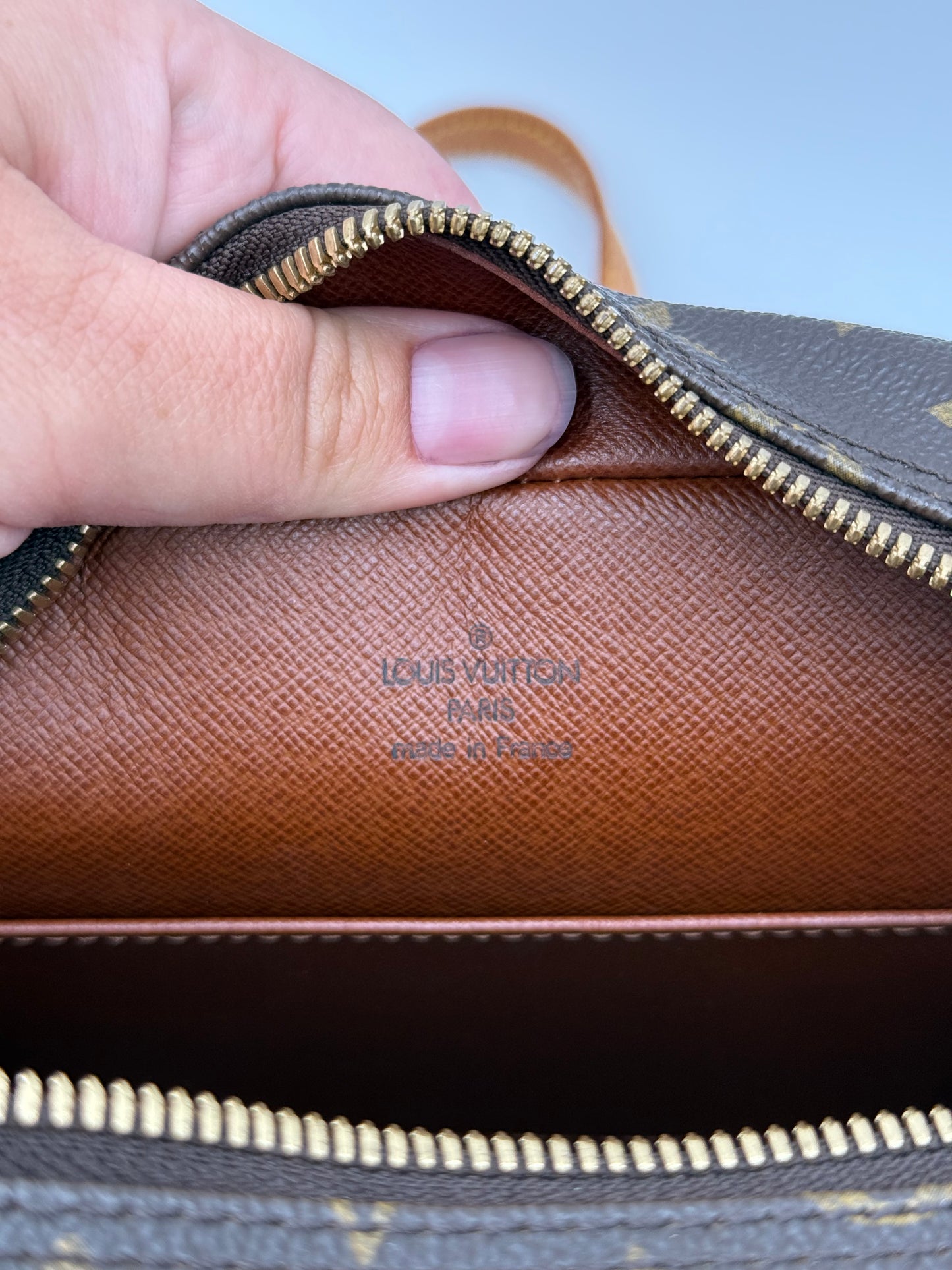 Handbag Luxury Designer By Louis Vuitton In Brown, Size:Medium