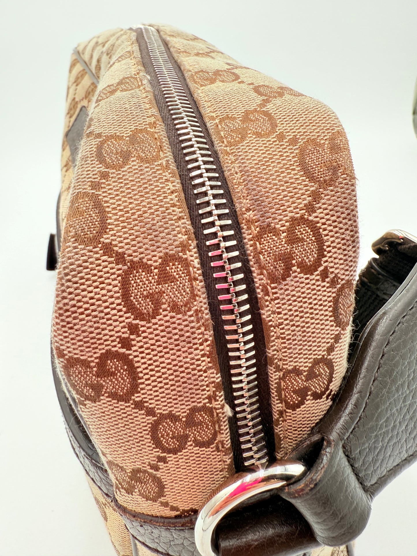 Crossbody Luxury Designer By Gucci In Tan, Size:Medium