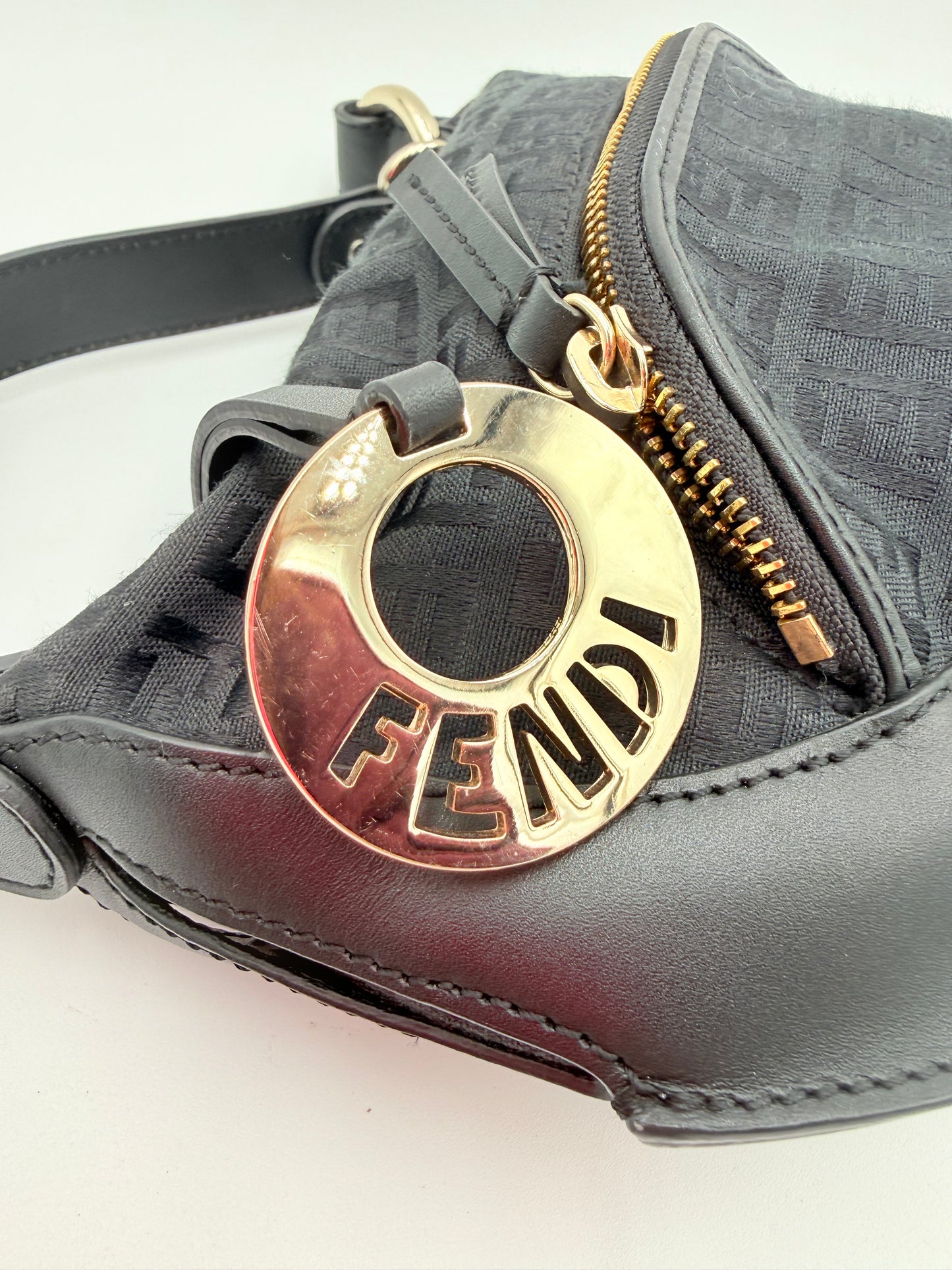 Handbag Luxury Designer By Fendi In Black, Size:Small