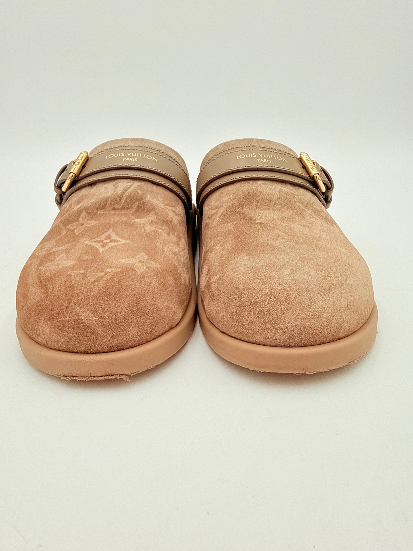Shoes Luxury Designer By Louis Vuitton In Beige, Size:6.5