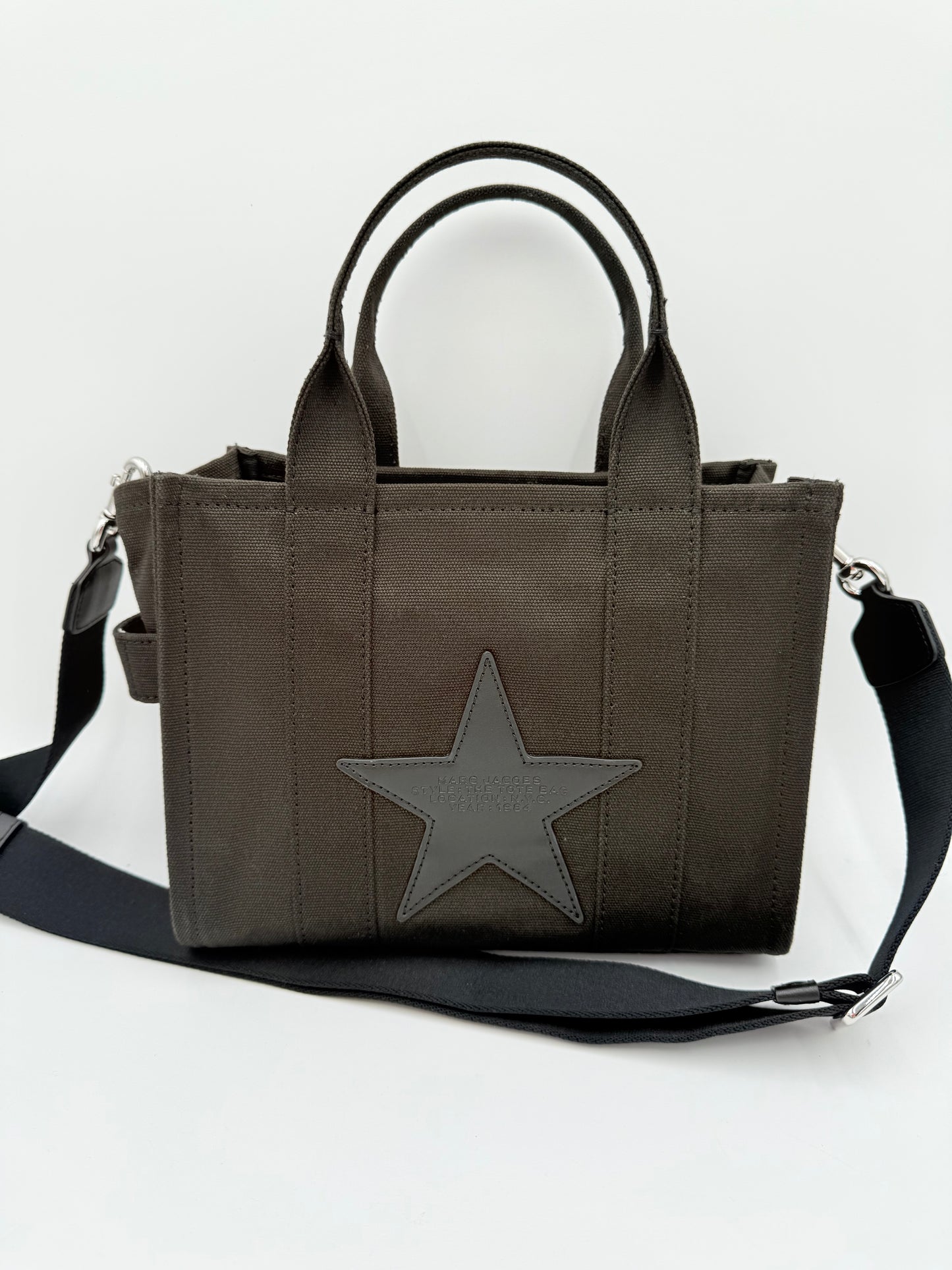 Handbag Luxury Designer By Marc Jacobs In Black, Size:Small