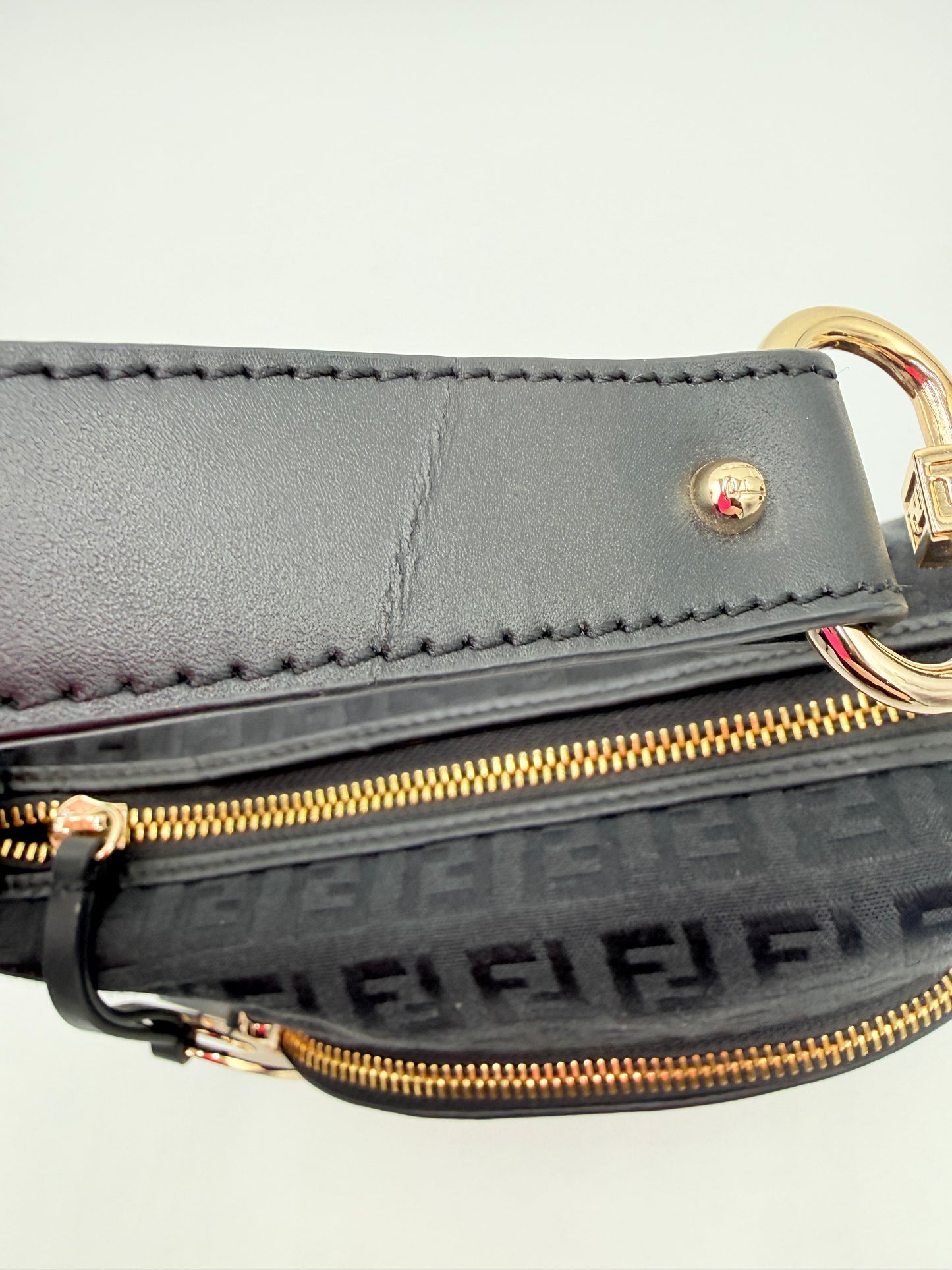 Handbag Luxury Designer By Fendi In Black, Size:Small