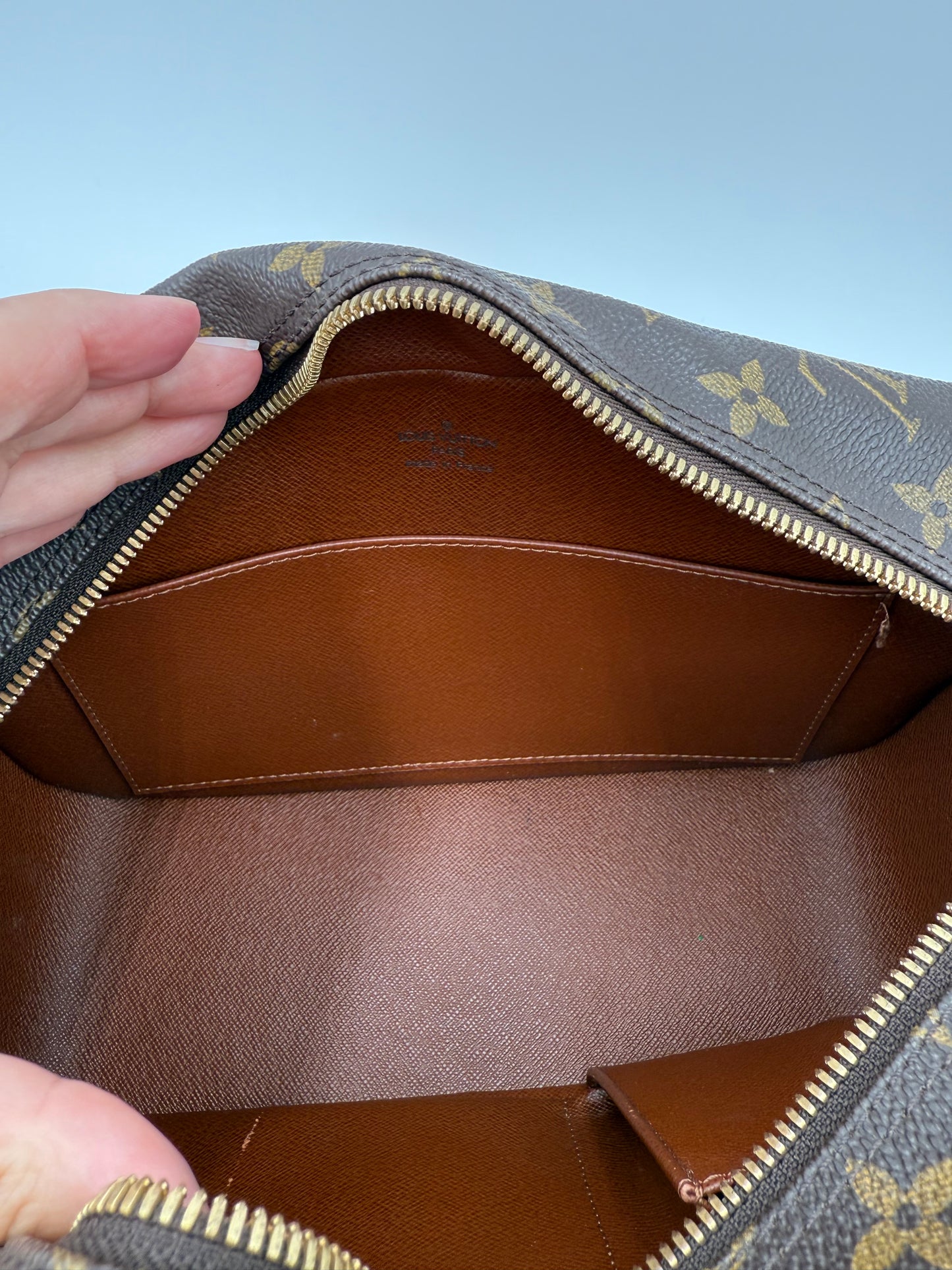 Handbag Luxury Designer By Louis Vuitton In Brown, Size:Medium