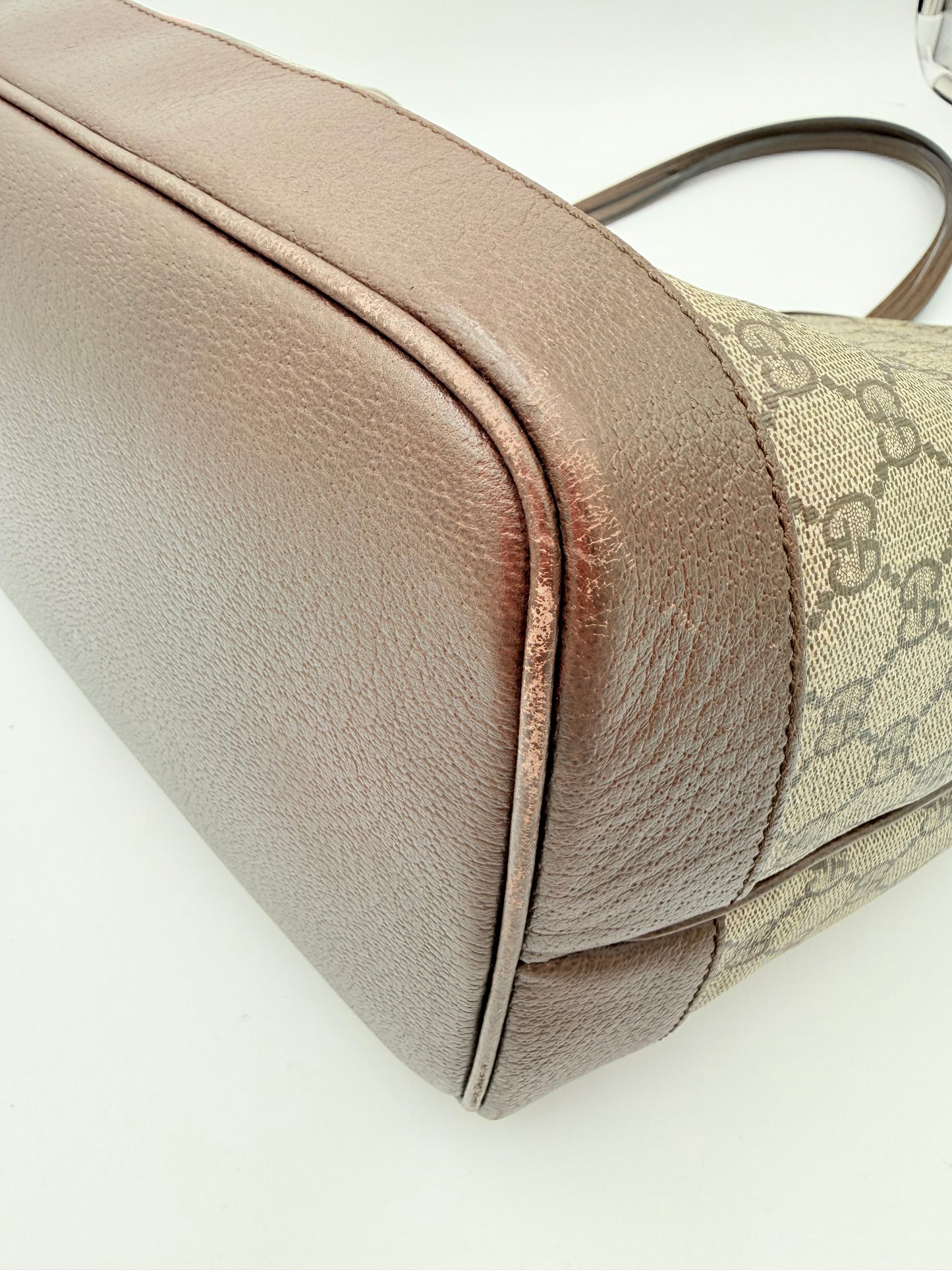Handbag Luxury Designer By Gucci In Beige, Size:Large