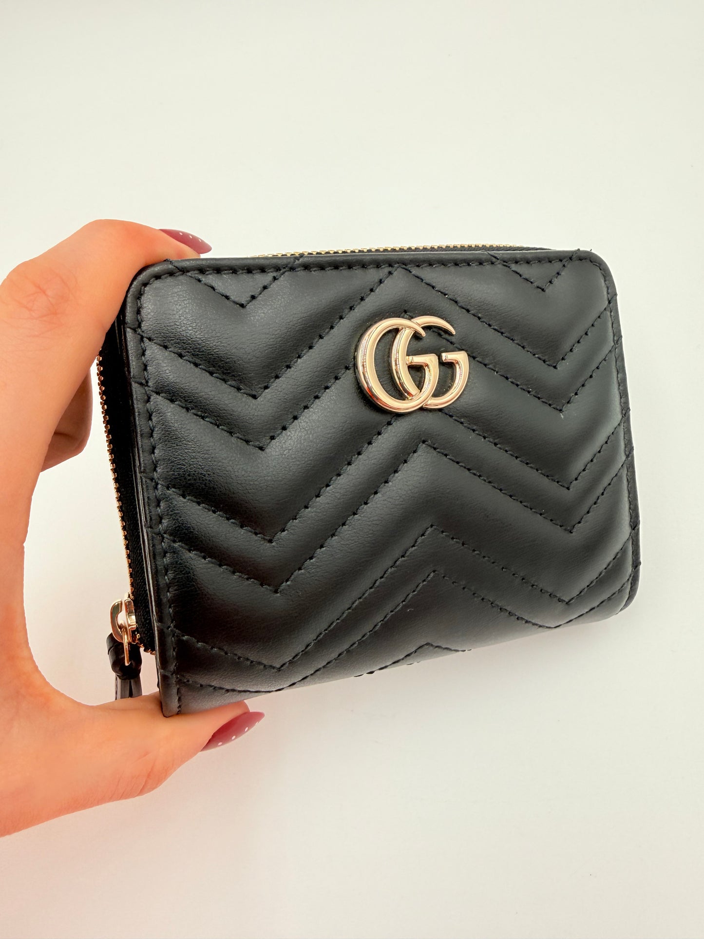 Wallet Luxury Designer By Gucci In Black & Gold, Size:Small