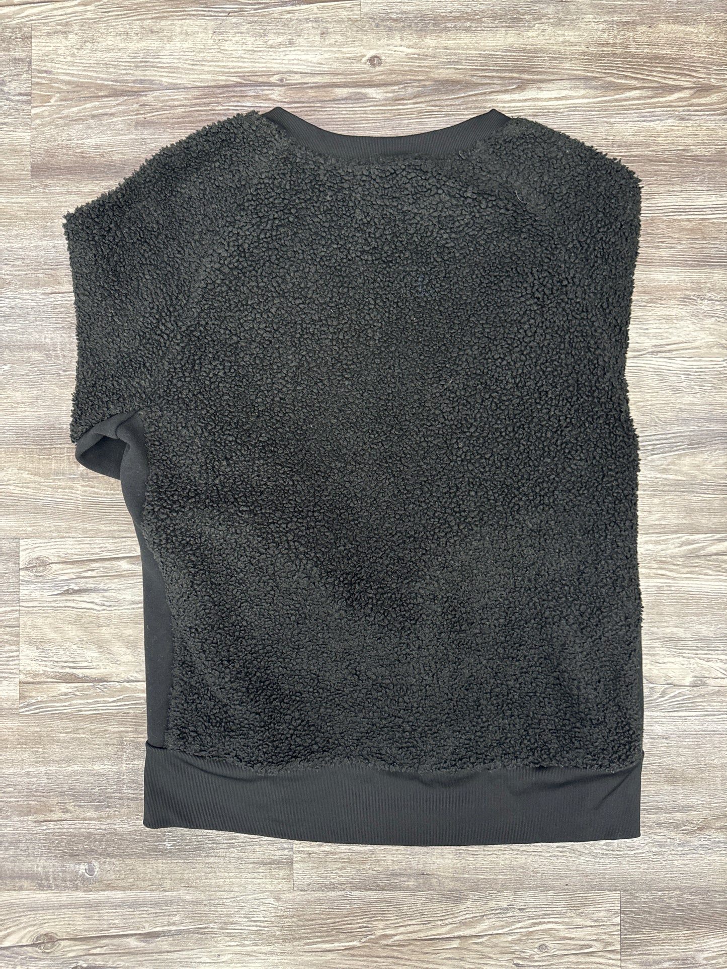 Athletic Sweatshirt Crewneck By Varley In Black, Size: M