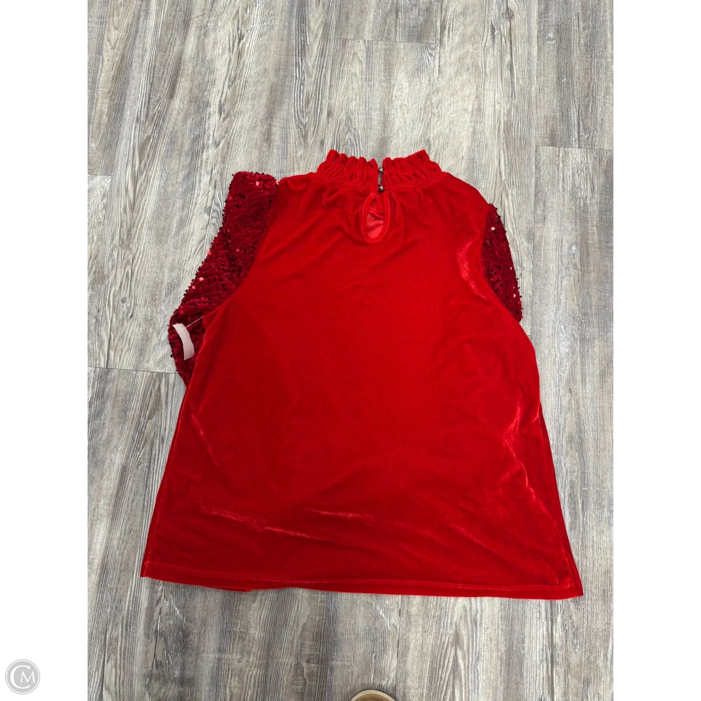 Top Long Sleeve By Haptics In Red, Size: L