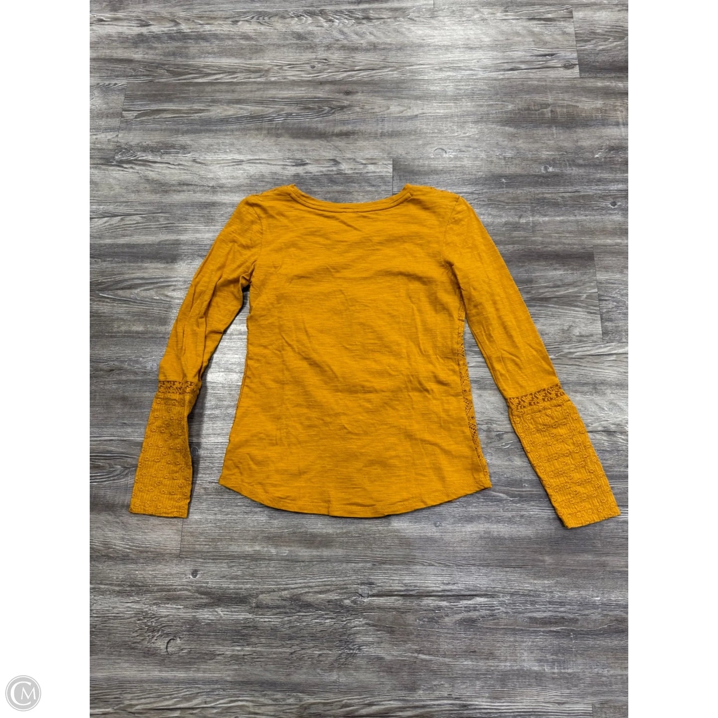 Top Long Sleeve By Eze Sur Mer In Yellow, Size: Xs