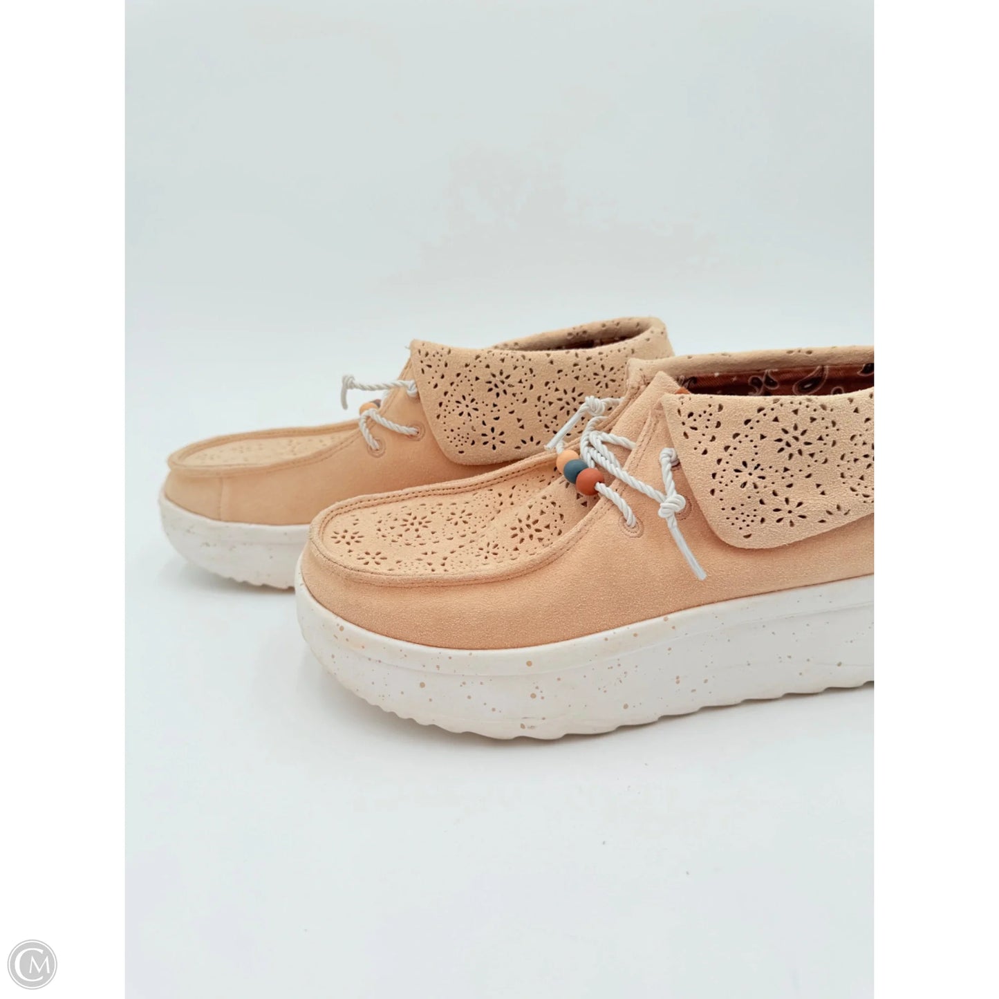 Shoes Heels Platform By Hey Dude In Tan & White, Size: 9