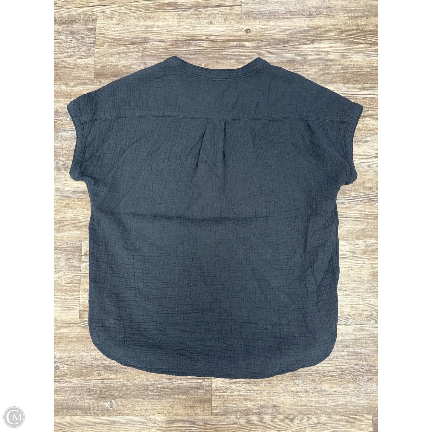 Top Short Sleeve By Faherty In Navy, Size: M