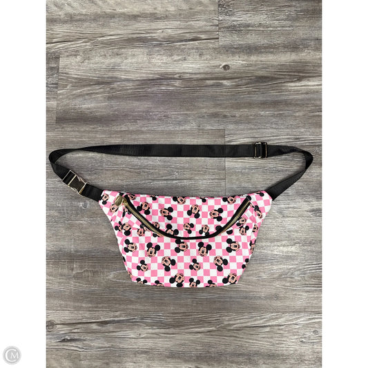 Belt Bag By Clothes Mentor, Size: Medium