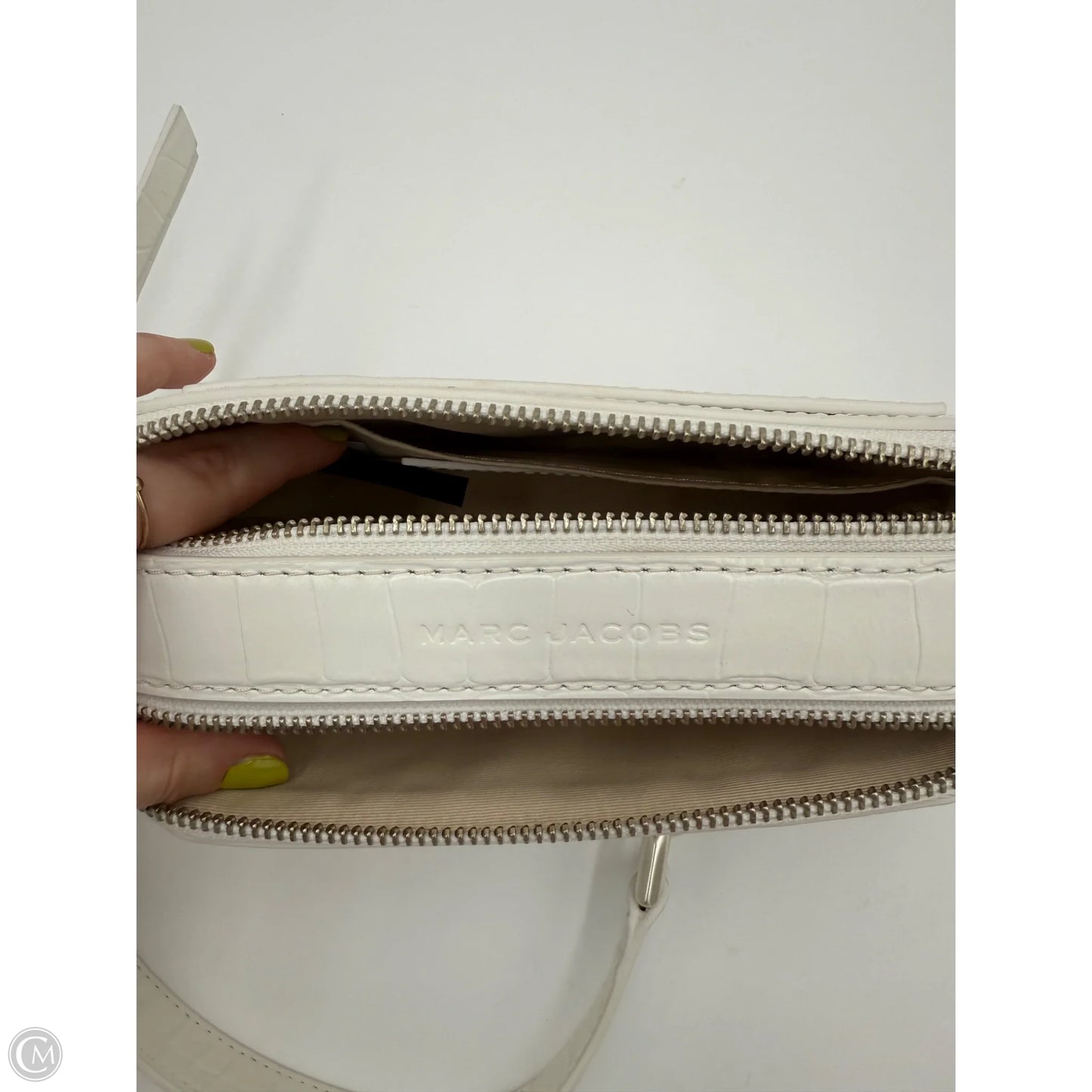Handbag Designer By Marc Jacobs, Size: Medium