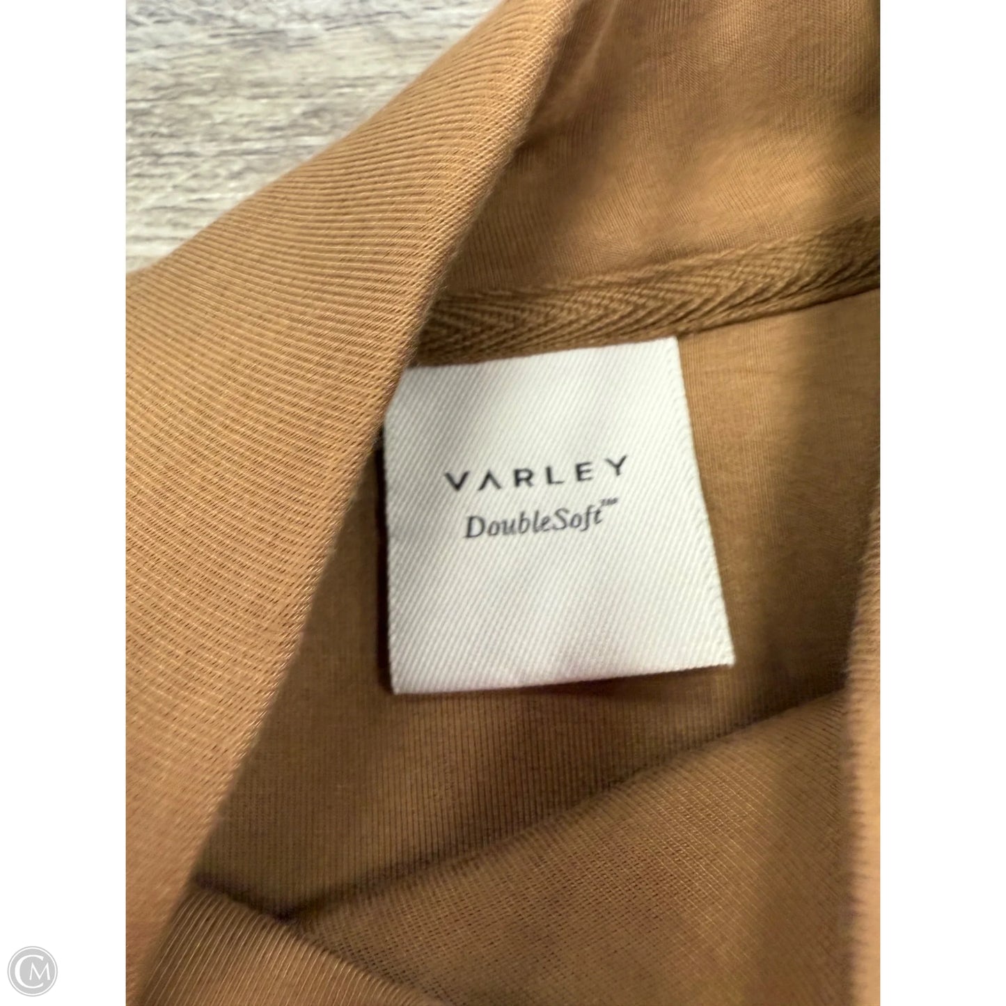 Athletic Sweatshirt Collar By Varley In Tan, Size: M