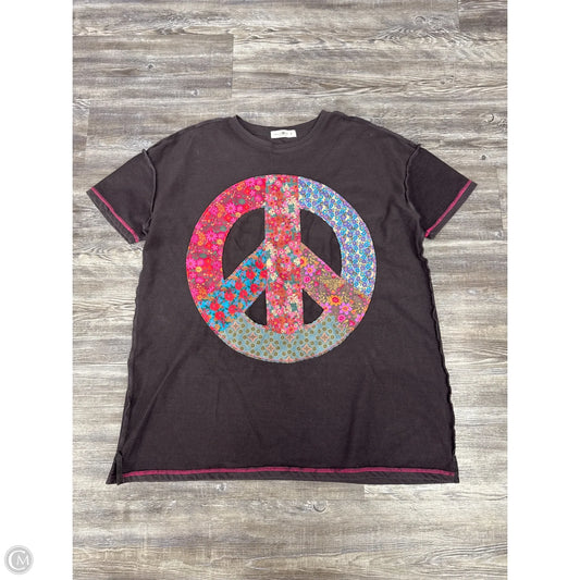 Top Short Sleeve By Natural Life In Grey, Size: M