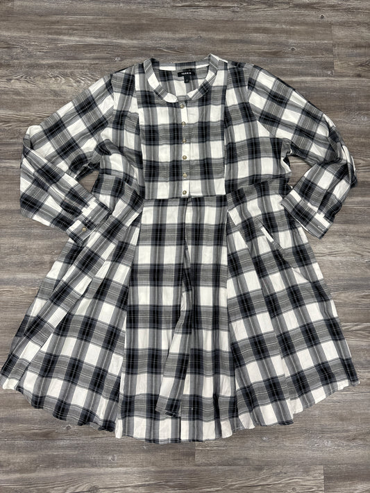 Dress Casual Short By Torrid In Plaid Pattern, Size: 2x