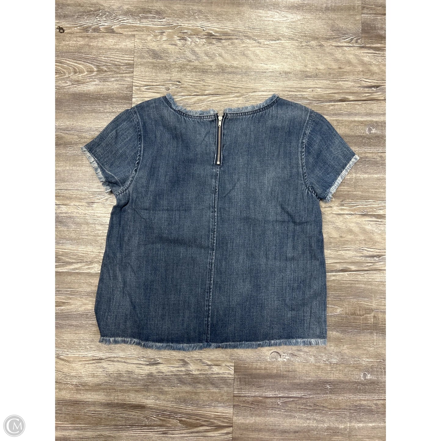 Top Short Sleeve By Cloth & Stone In Blue Denim, Size: S