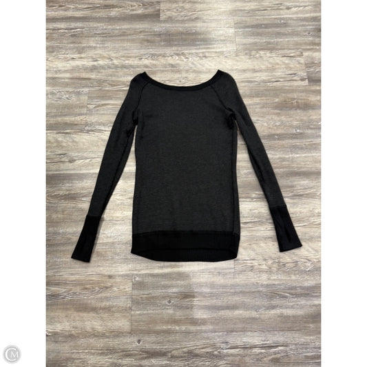 Athletic Top Long Sleeve Collar By Lululemon In Black, Size: M