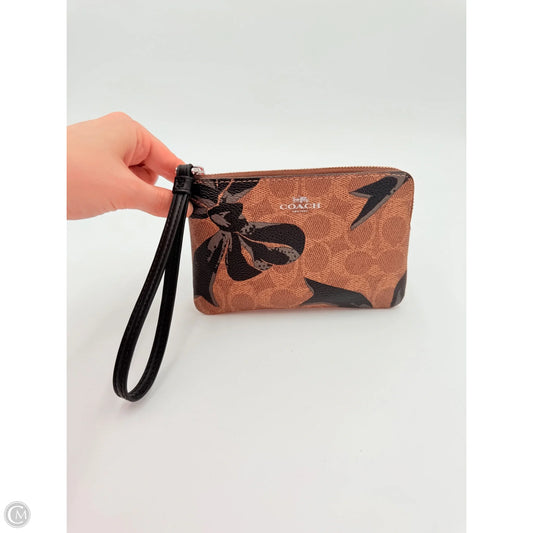 Wristlet Designer By Coach, Size: Medium