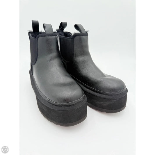 Boots Designer By Ugg In Black, Size: 9