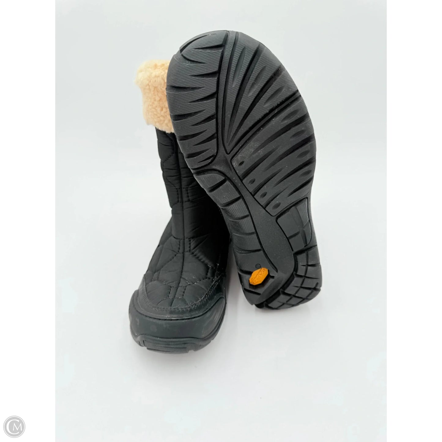 Boots Designer By Ugg In Black, Size: 8