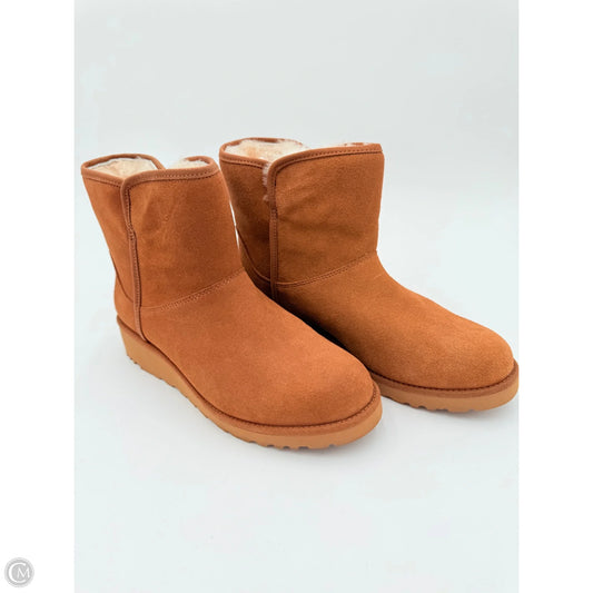 Boots Designer By Ugg In Tan, Size: 7.5