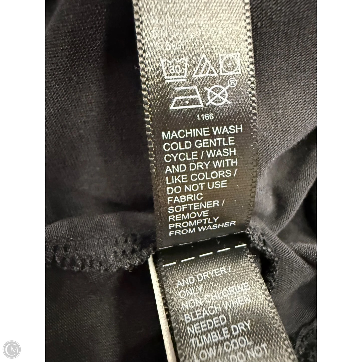 Athletic Top Long Sleeve Collar By Athleta In Black, Size: M