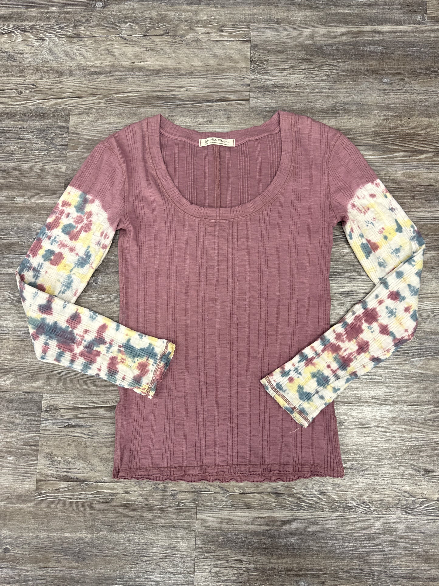 Top Long Sleeve By We The Free In Mauve, Size: L