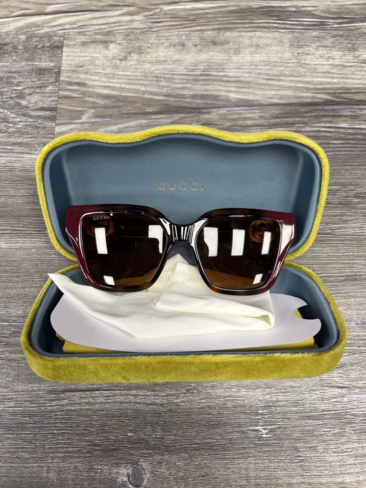 Sunglasses Luxury Designer By Gucci  Size: 02 Piece