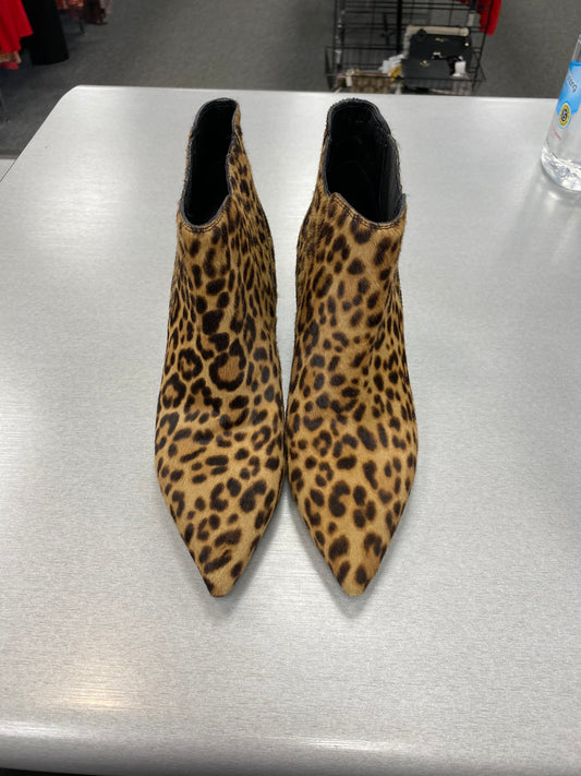 Animal Print Boots Luxury Designer Burberry, Size 8