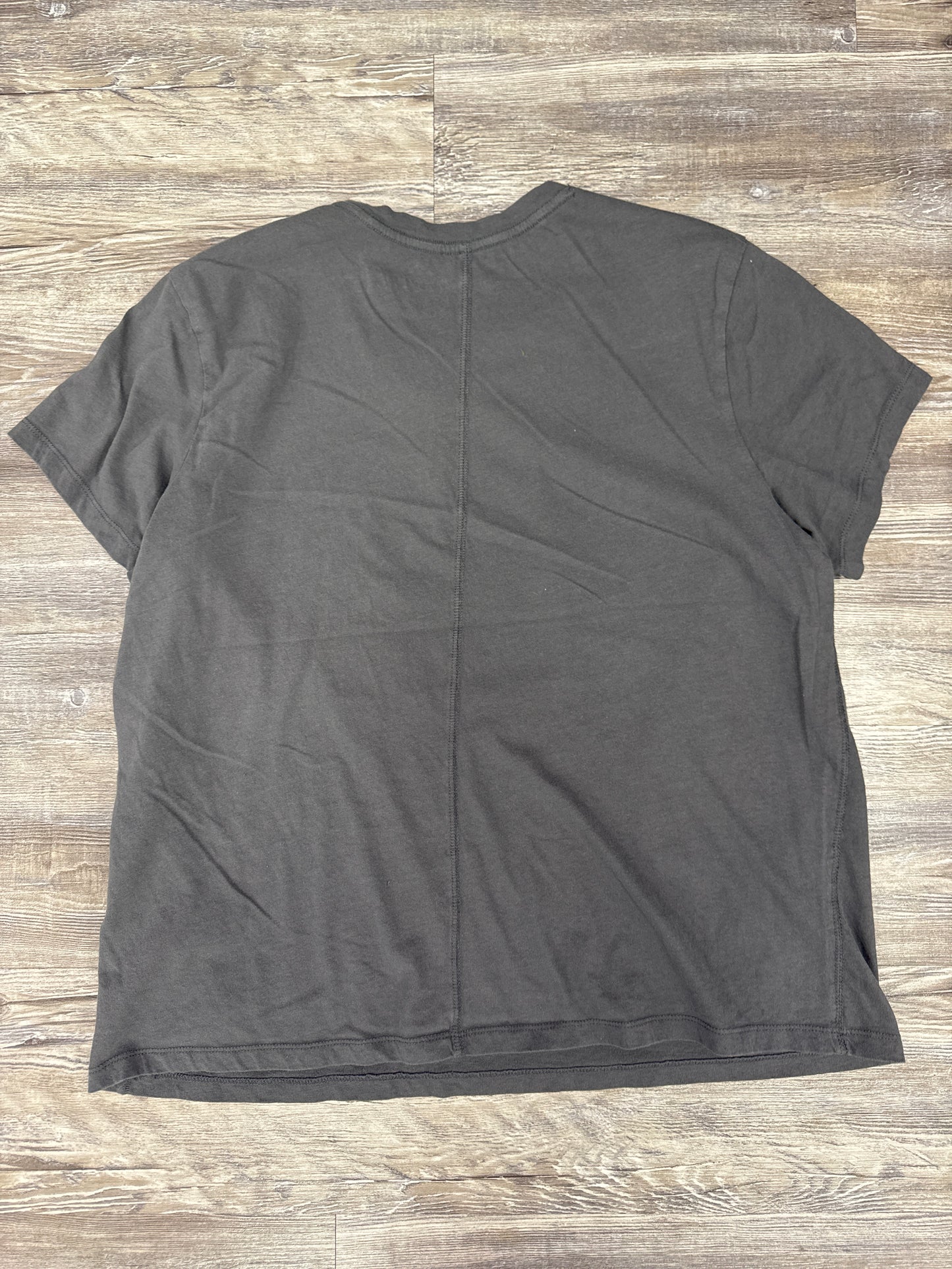 Top Short Sleeve By Abercrombie And Fitch In Grey, Size: Xl